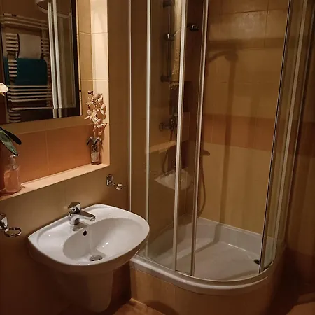 Arkadia Centrum - Homestay Warsaw
